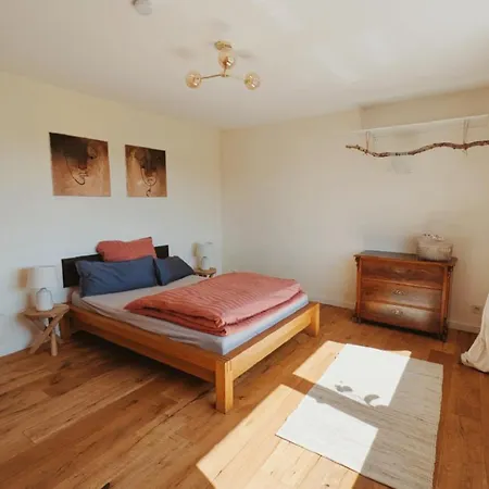 Ruhige Mit Ausblick *