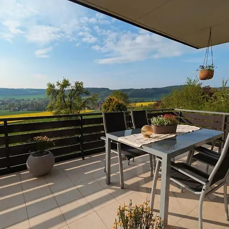 公寓 Ruhige Mit Ausblick