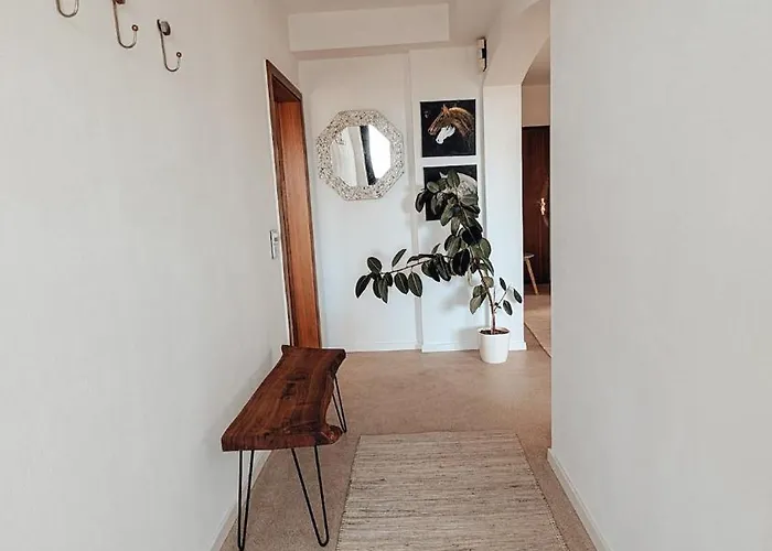 Ruhige Mit Ausblick * 埃克斯特塔尔