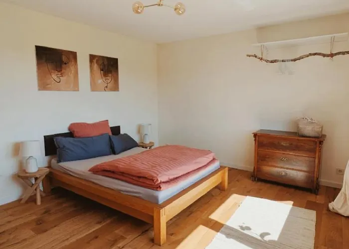 Ruhige Mit Ausblick *