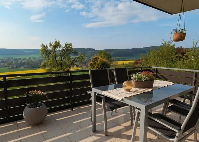 公寓 Ruhige Mit Ausblick